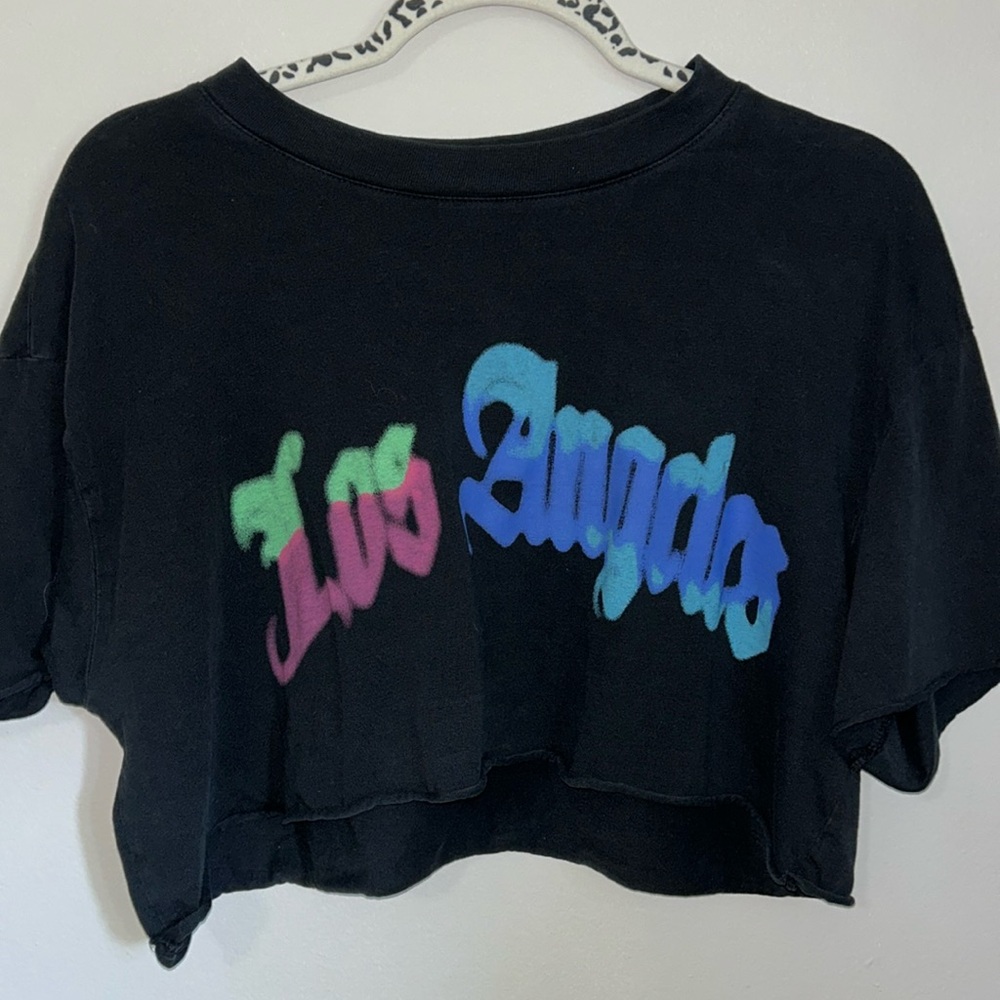 𝒮𝒪𝐿𝒟‼️ F21 Crop Top